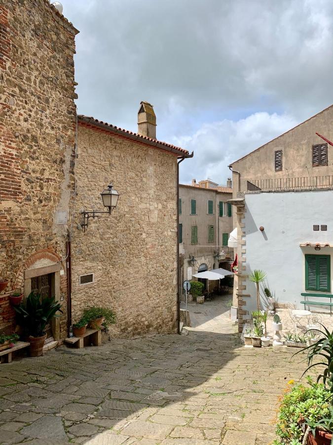 Casa Vacanze La Casa Di Nonna Libia Vicino Saturnia 몬테메라노 외부 사진