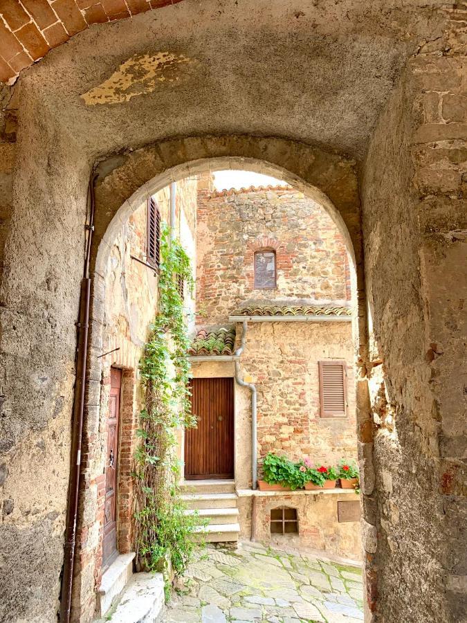 Casa Vacanze La Casa Di Nonna Libia Vicino Saturnia 몬테메라노 외부 사진