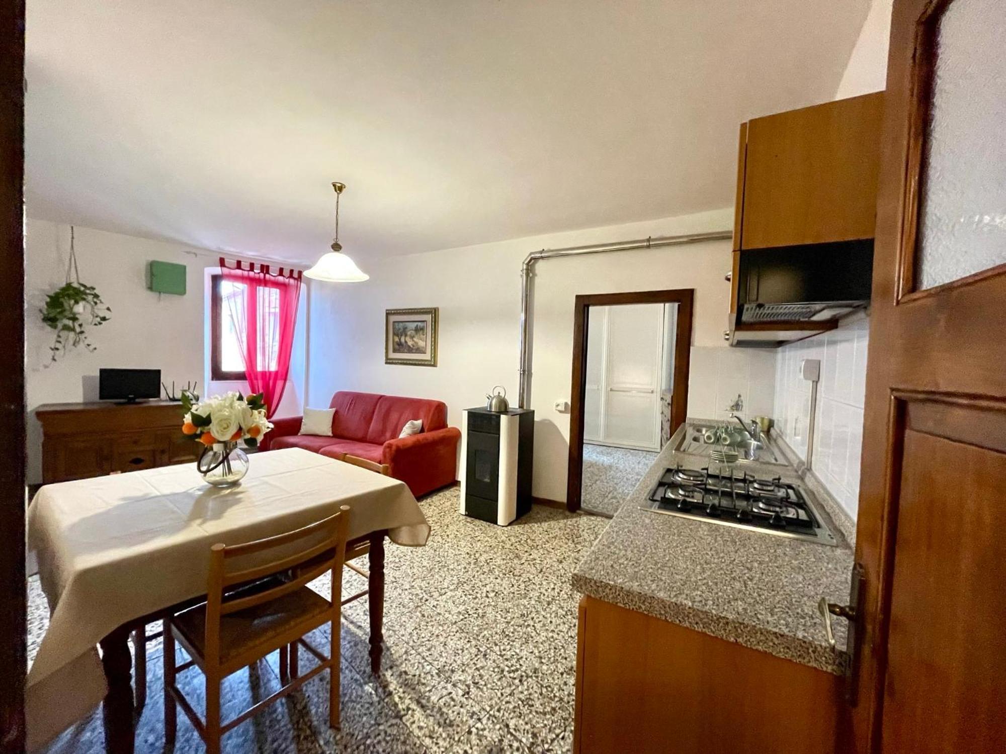 Casa Vacanze La Casa Di Nonna Libia Vicino Saturnia 몬테메라노 외부 사진